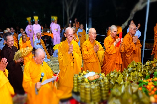 Lễ Húy Kỵ Đức Sư Ông Hòa Thượng Thượng Bửu hạ Đức ngày 17-18/12/Kỷ Hợi