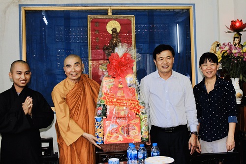 Đồng Nai: Ban Tôn Giáo Tỉnh Đồng Nai thăm và chúc Tết Tổ Đình Quan Âm Tu Viện